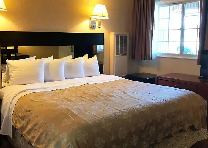 Pacific Heights Inn