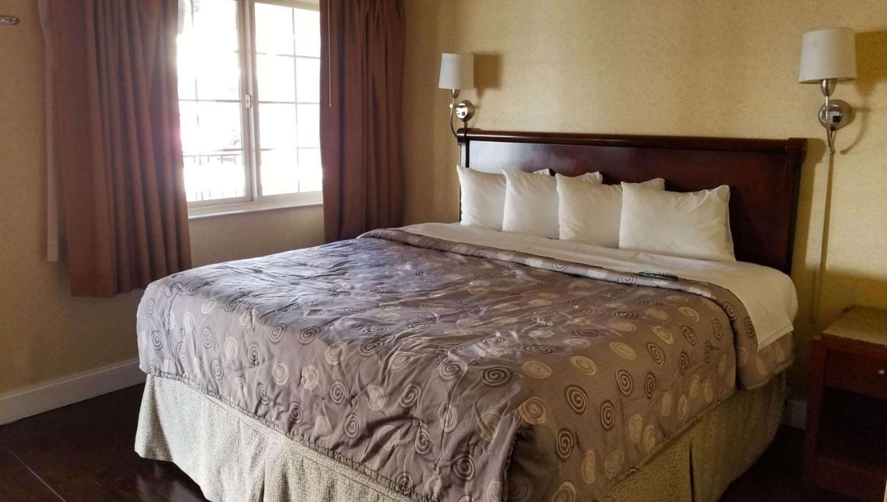 Motel Pacific Heights 3*
