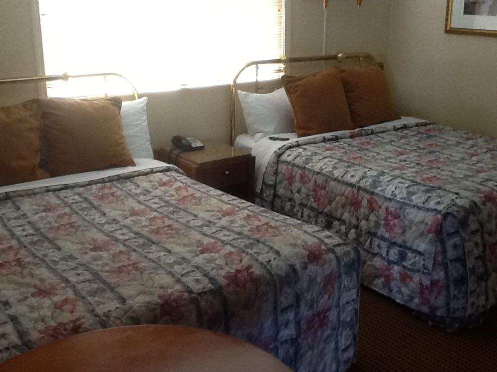 Pacific Heights 3*