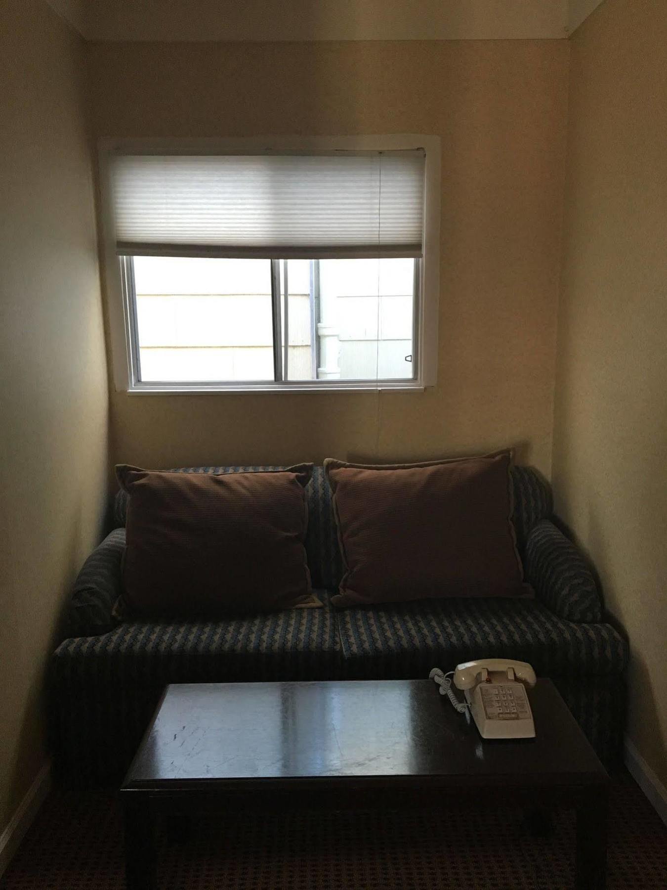 Pacific Heights Motel 3*